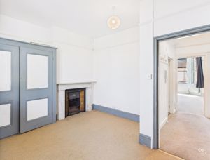 Photo 19- click for photo gallery